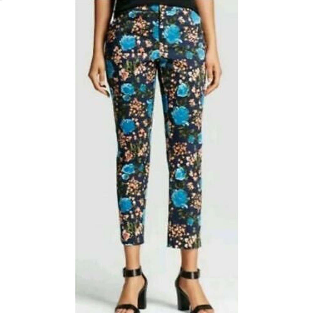 Floral ankle pants
